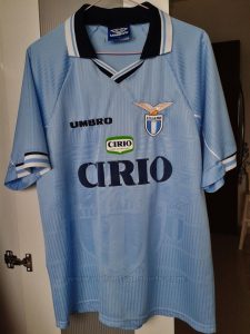 Klub Sepakbola Dengan Sponsor Terbanyak